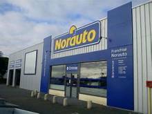 Services automobiles , entretien et réparations agrées Vert saint denis 77240 Norauto vert saint denis